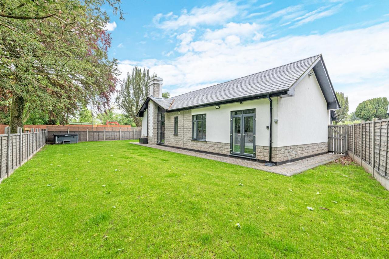 Family And Dog Friendly Luxury 3 Bed Property - With Hot Tub Kirkby Thore Exteriör bild